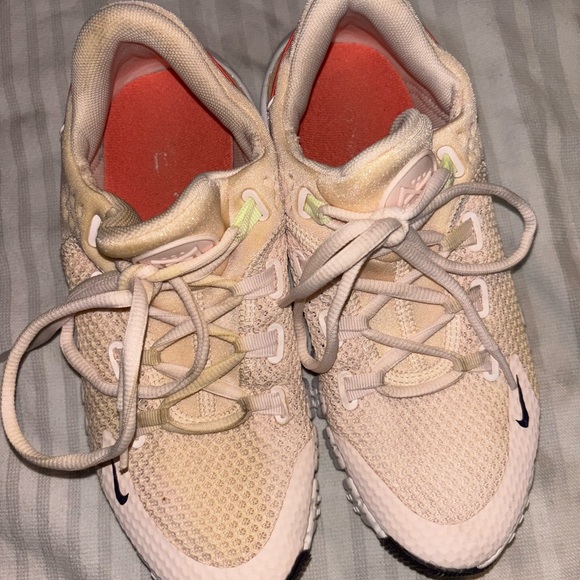 Women’s Nike metcon 4 - Picture 3 of 5